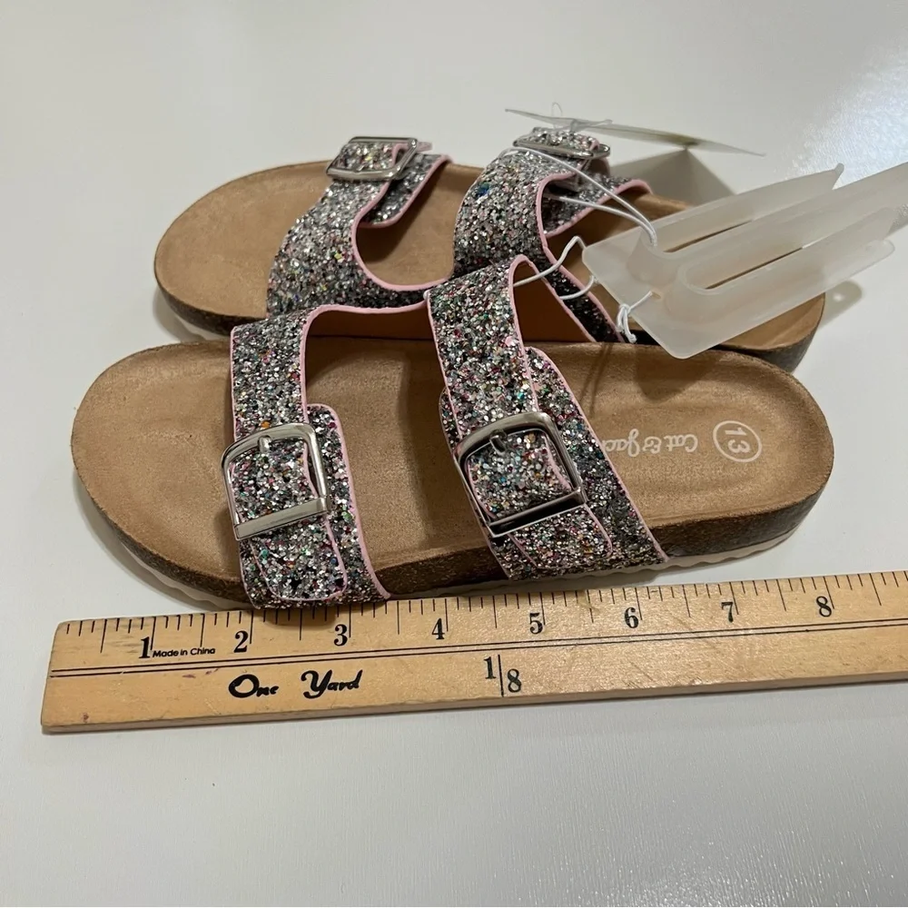 🌸2/$20 NWT Cat & Jack Kids Drew Footbed Sandal- Size 13
